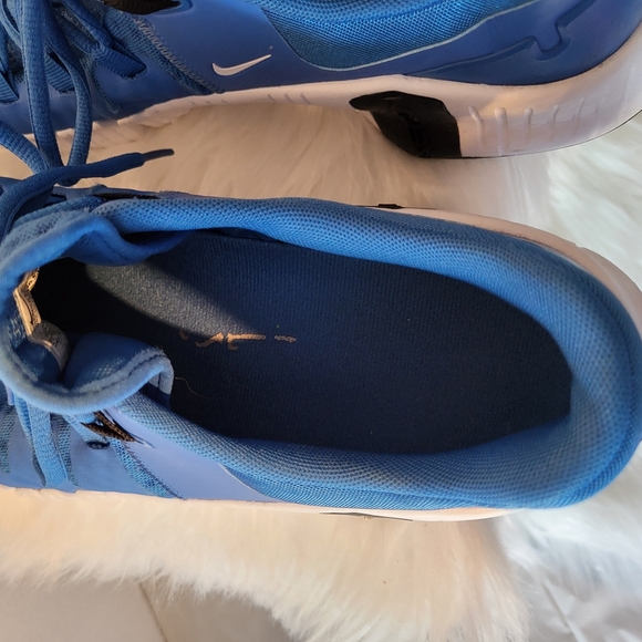 NWOT Nike Men Blue Running Shoes - Picture 4 of 5